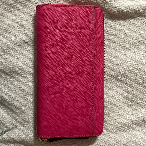 Kate Spade zip wallet - Picture 2 of 7